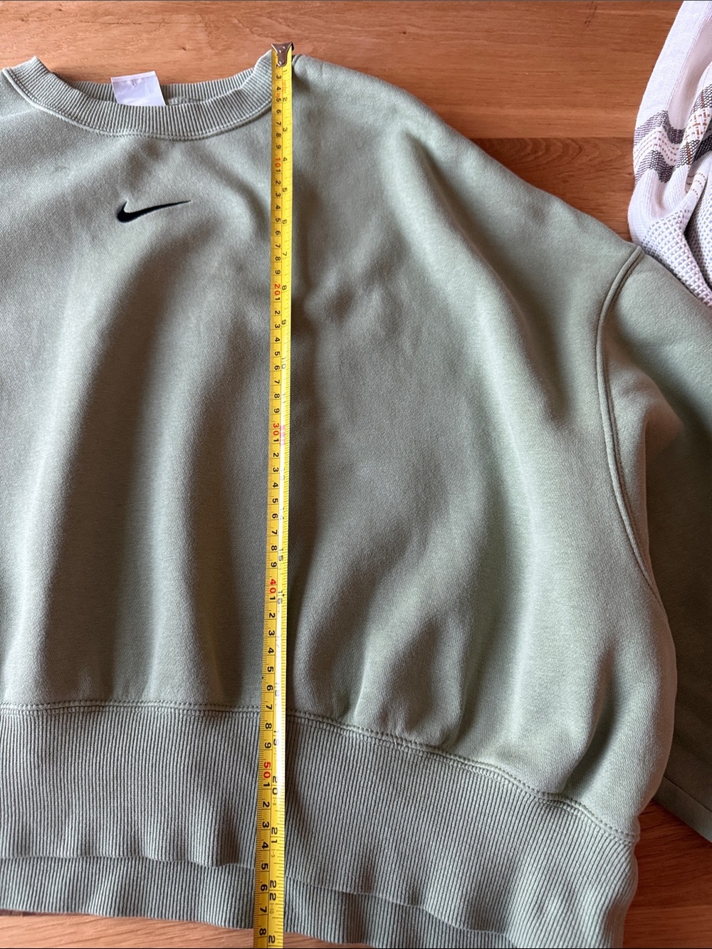 Nike Phoenix Fleece Sage Green Cropped Crew Neck Sweatshirt - Picture 11 of 13